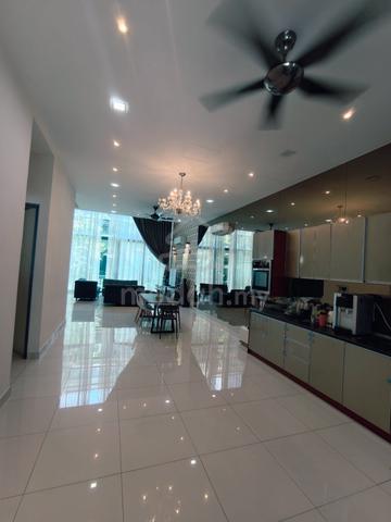 Selangor Puchong Fully Furnished 2.5-Storey Terraced House For Rent 1
