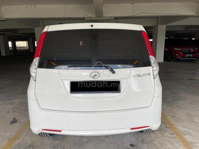 Perodua ALZA 1.5 EZ (A) FAMILY CAR TIPTOP COND - 5