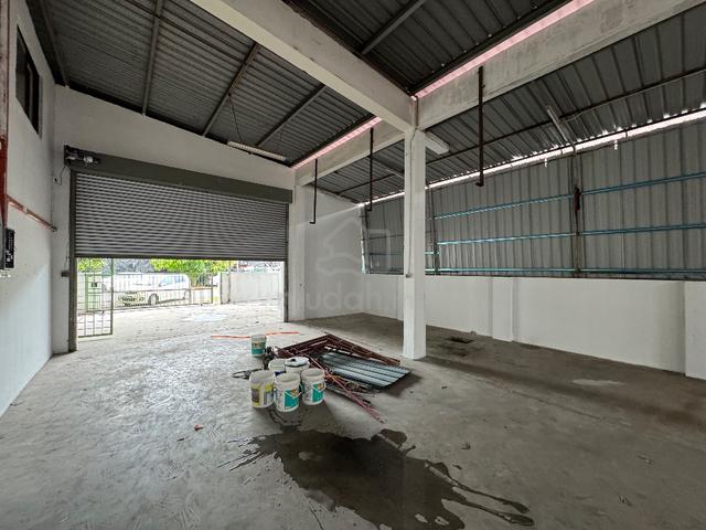 1.5 Storey Warehouse Factory Seri Emas Telok Mas, Merlimau Melaka 1