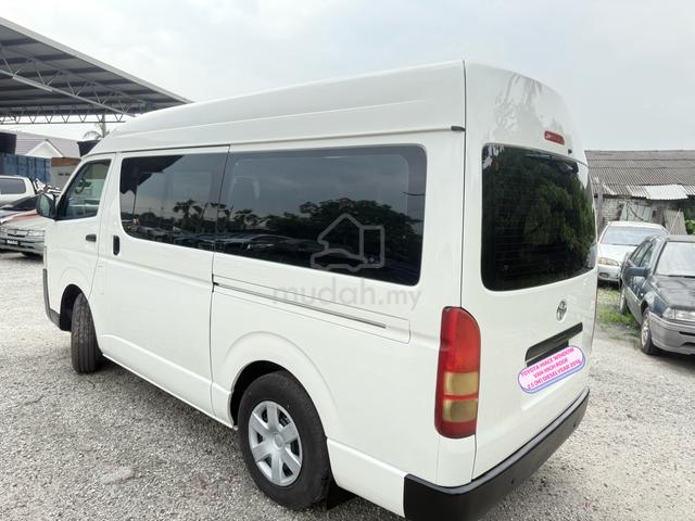 2016 Toyota HIACE window van high roof 2.5 (M) - 3