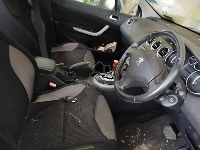 2014 Peugeot 308 1.6 CC THP (A) - 5