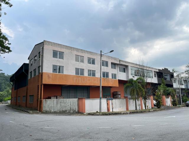 [Corner Lot] 14703sf 2 sty factory Sungai Tekali Hulu Langat Sale 1