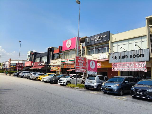 2 sty shop for sale bandar botanic klang main road 1