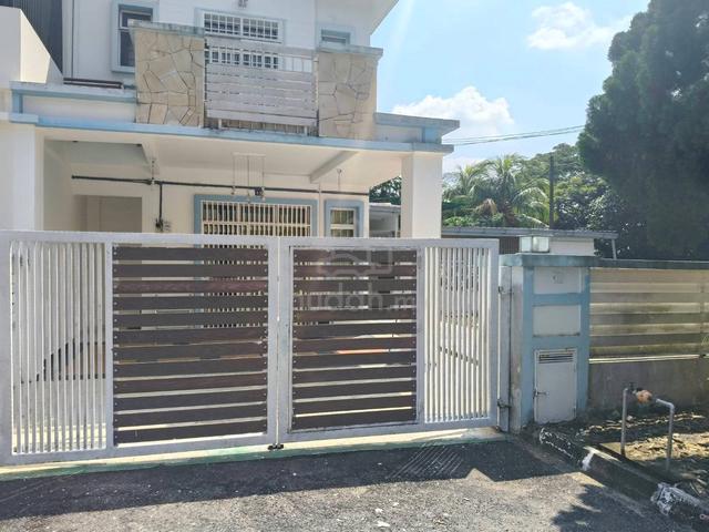 JP Perdana Mount Austin Double Storey Corner 1