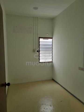 MAIN ROAD 1st FLOOR 1200sqft JALAN PERAK JELUTONG GEORGETOWN 5