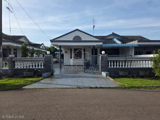 Single Storey Semi-Detached House [Taman Gunung Lambak, Kluang, Johor] 1
