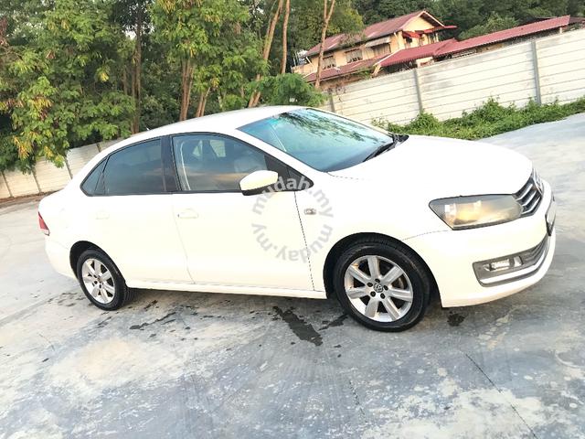 Volkswagen VENTO 1.6 TSI(A)COMFORTLINE/LEATHER SEA - 2