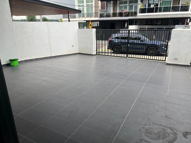 Bandar Alam Masai Double Story Big House for Rent 1