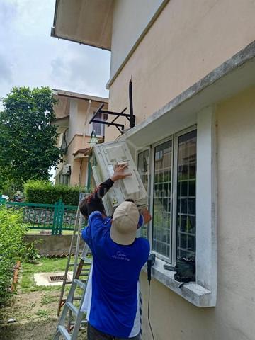 Carousel Image