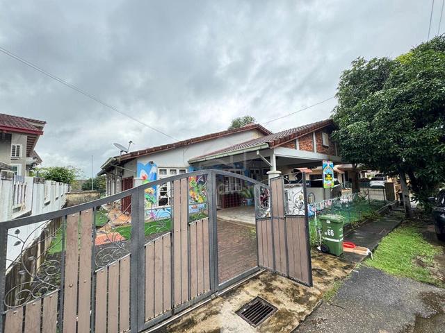 RUMAH FACING OPEN DEPAN BELAKANG RUMAH SEMI-D 1 TINGKAT DI damansara 1