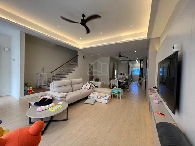 Semanja 2 Storey House Fully Renovated House 1