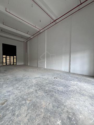 Ground floor retail unit for rent at Eco Galleria 1