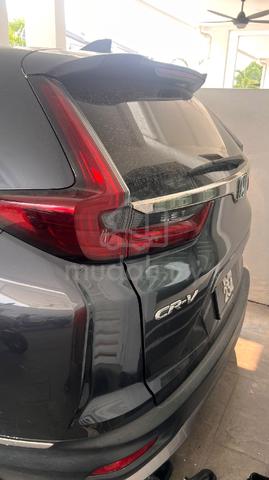 HONDA CR-V 2.0 Dec 2022 Direct Owner - 2