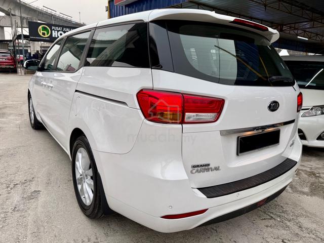 OTR MURAH !🔥 2018 Kia GRAND CARNIVAL 2.2  (A) - 2