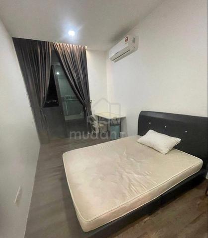 HK Square Studio Unit 1