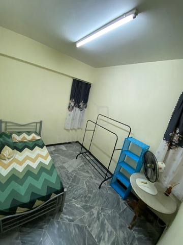 small room 2