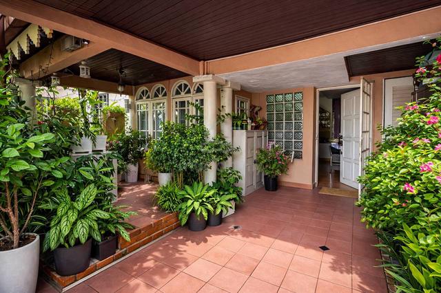 HOT AREA Subang Jaya, USJ 9 Double storey renovated, For Sale 1
