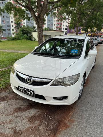 2010 Honda CIVIC 1.8 S-L iVTEC FACELIFT (A) - 1