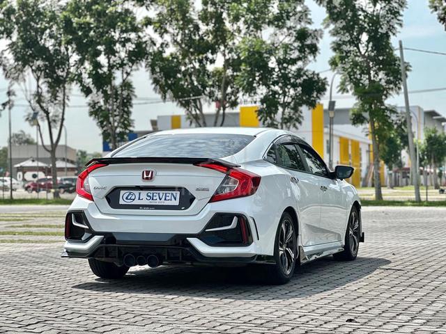 2017 Honda CIVIC 1.5 TC-PREMIUM (A) - 5