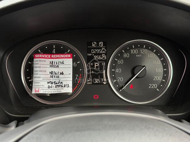 HONDA CITY 1.5 V HATCHBACK (a) 29K KM / HONDA WRT - 3