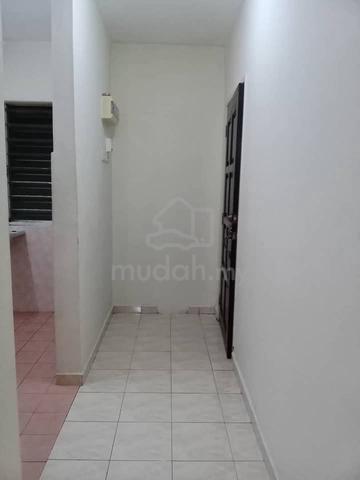 Permai Lake View Apartment 2