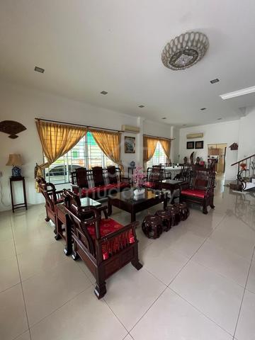 Jalan Seladah, 101 or next to Gala Semi D for sale 1