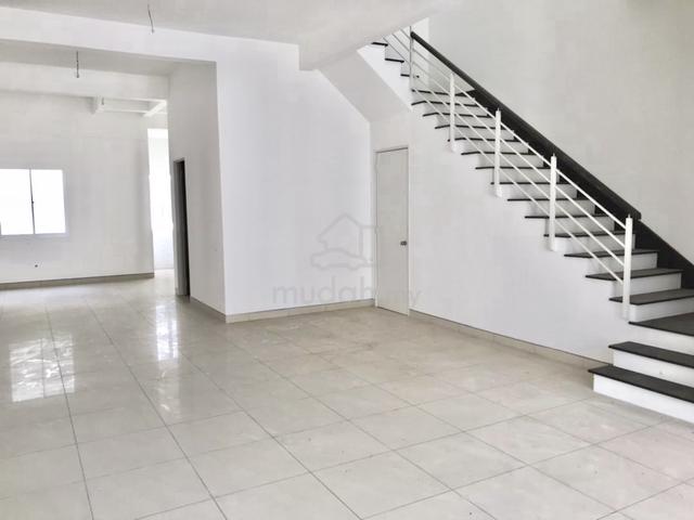Jasa Intan | 2-Storey Superlink Terrace in Jesselton Hill | Alma 1