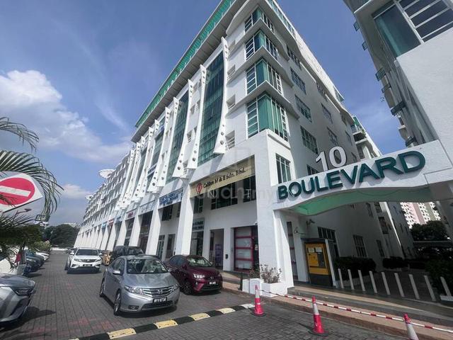 10 Boulevard, Ground Floor Shop For Let 1