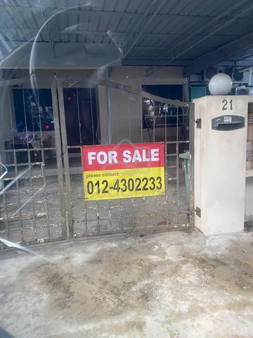 Medan Mayang Pasir, Bayan Baru 1