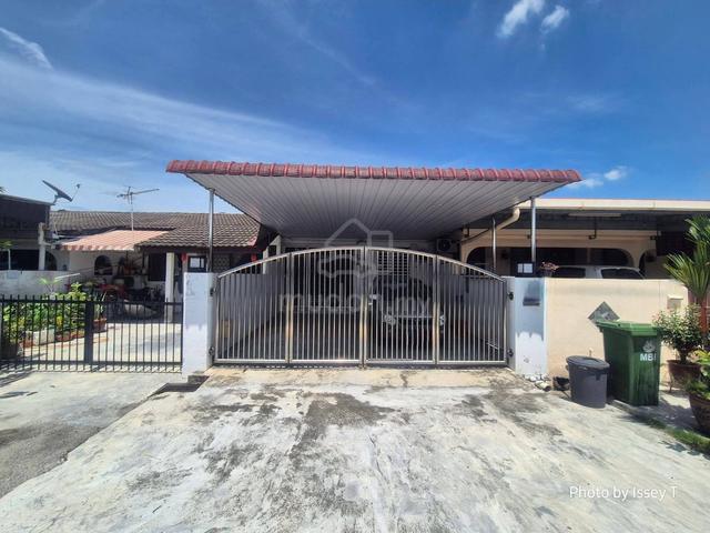 Pengkalan Station 18 Fully Furnished Renovate House For Sell 1