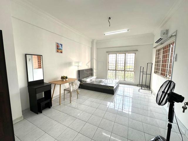 Lakeview Spacious | Medium Room | RIDZUAN CONDO @ BANDAR SUNWAY 1
