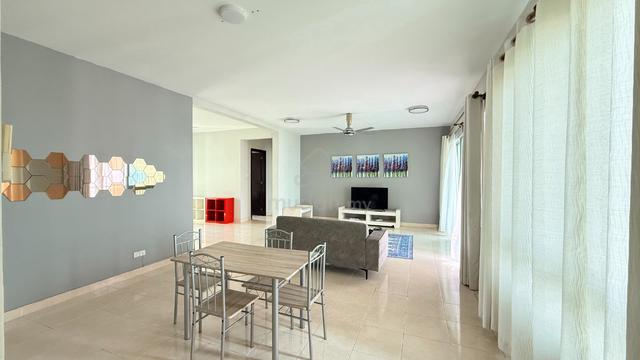 Riana Green East 1