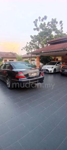 2004 Mercedes Benz E240 ELEGANCE (CKD) 2.6 (A) - 2