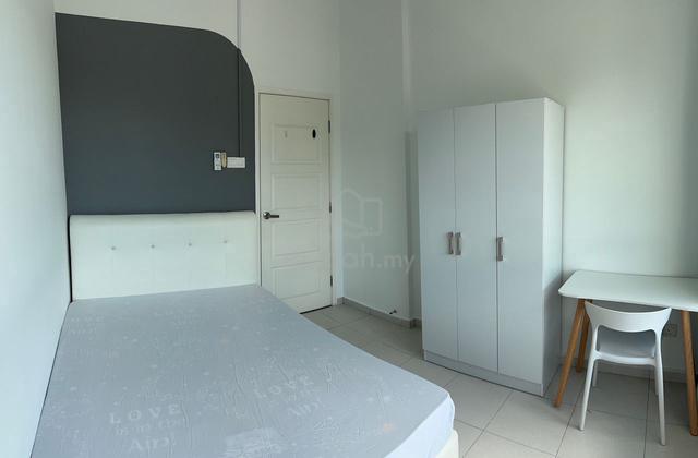 All Chinese! (Room for Rent) Middle Room @ Bayan Lepas 1