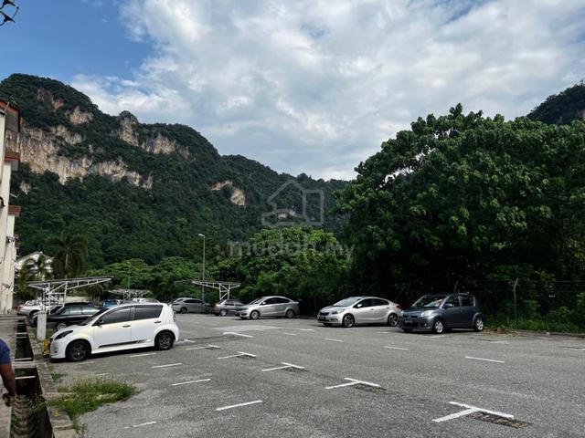 Alpine Village Apartment 5