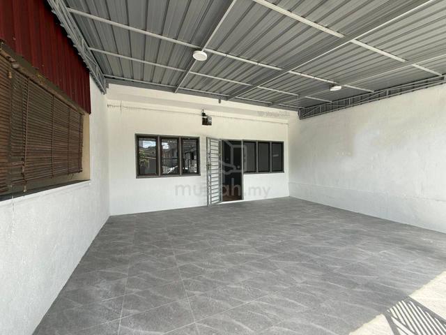 Full loan Gelang Patah single Storey Terrace 1