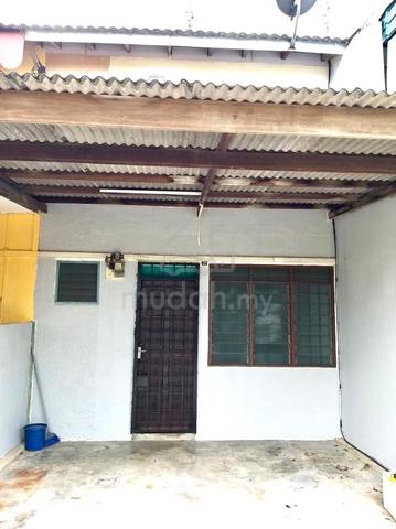 Taman Daya Double Storey Full loan 1