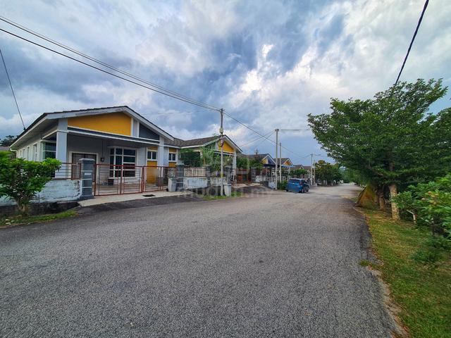 (Open Facing) Semi D Single Storey Taman Muhibbah Merlimau, Melaka 1