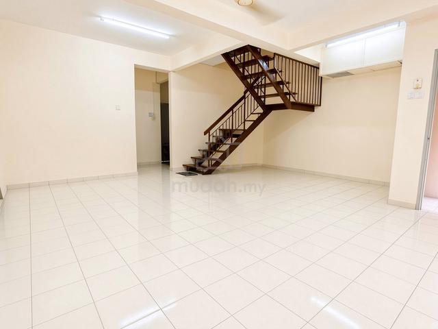 FACING OPEN & VACANT UNIT 2 Storey Terrace Seksyen 8 Bandar Baru Bangi 1