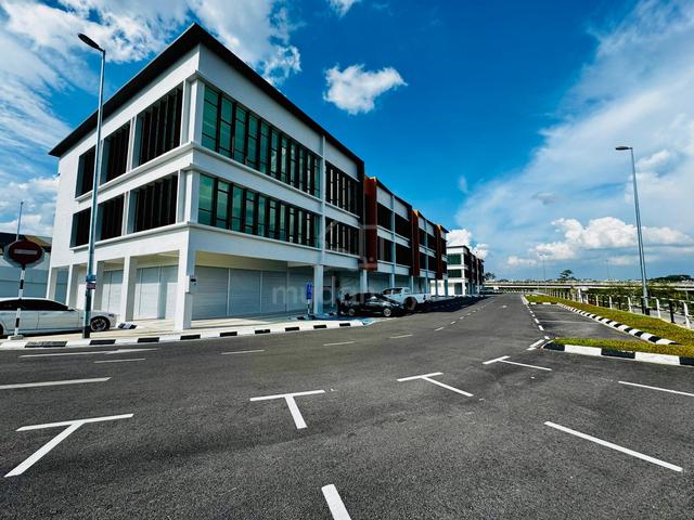 Westfield Points Commercial XL Corner Shoplot For Rent 1