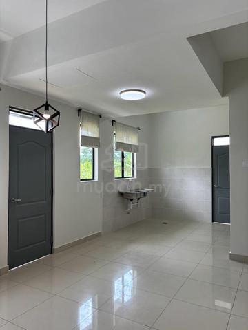 Semi D BARU 5 Bilik !! 3 Tkt !! Bangi !! Nego !! 3