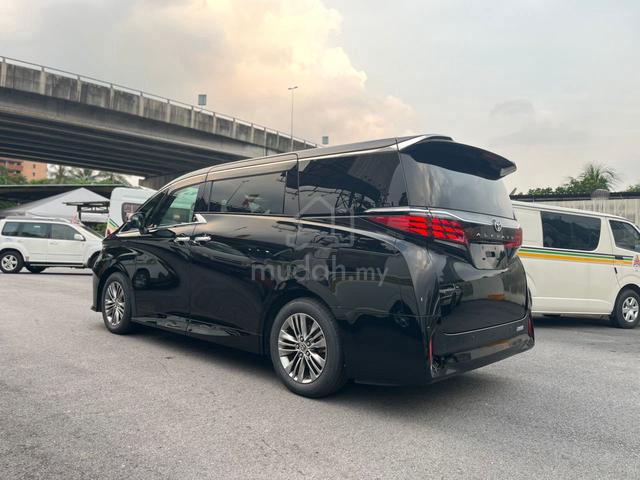 2023 Toyota ALPHARD 2.5 Z / EXCELLENT CONDITION - 4