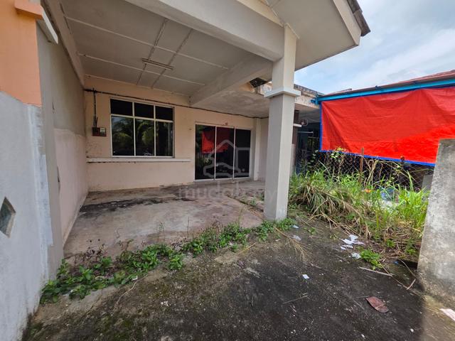 Teres Setingkat di Taman Pinggiran Netas Jaya Mentakab 1
