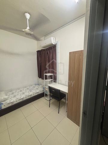 Small Bedroom 1