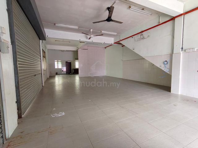 Cheng Lotus Shoplot For Rent 1