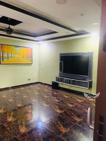 Fully Renovate Extended 20x75 2Sty Bandar Bukit Tinggi 1