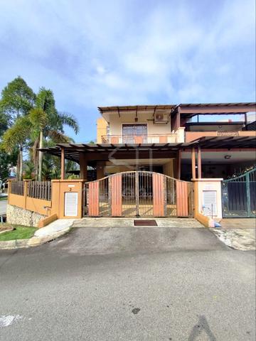 RENOVATED CORNER LOT| 2- Storey Terrace House Taman Riana Ukay Ampang 1