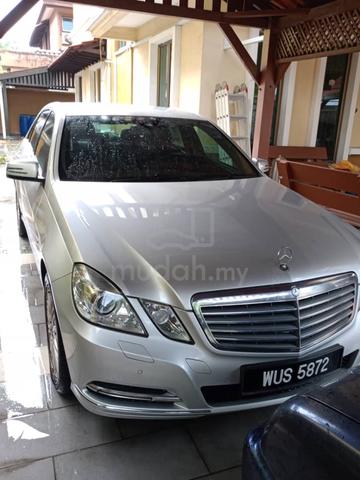 2010 Mercedes Benz E200 CGI BlueEFCY - 1