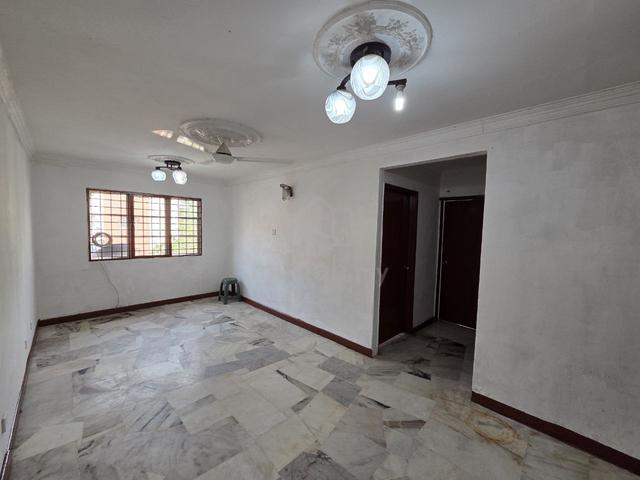 Flat PKNS Seksyen 7 Shah Alam 1