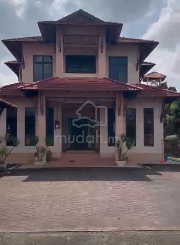 Rumah Banglo Eksklusif Mewah di Dusun Muda Depan Masjid, Dalam Bandar 1
